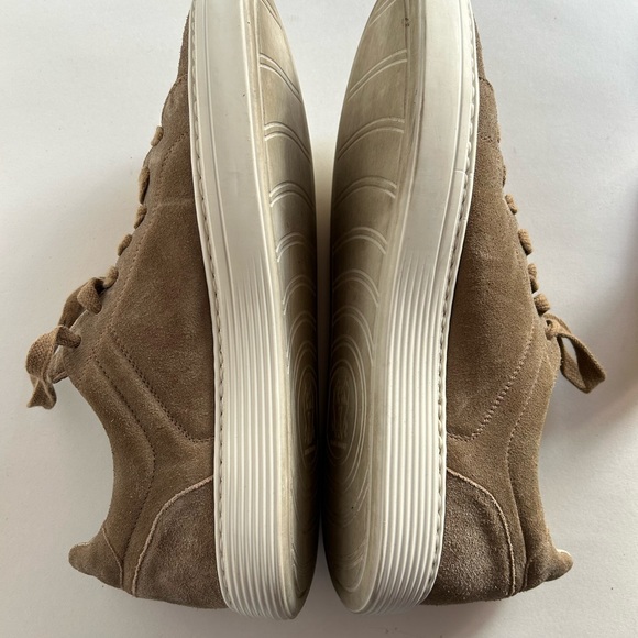 Brunello Cucinelli Men’s Suede Sneaker - Picture 9 of 11